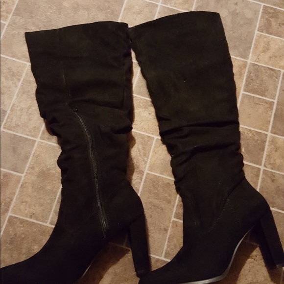 Siena Heeled Boots - Picture 3 of 8